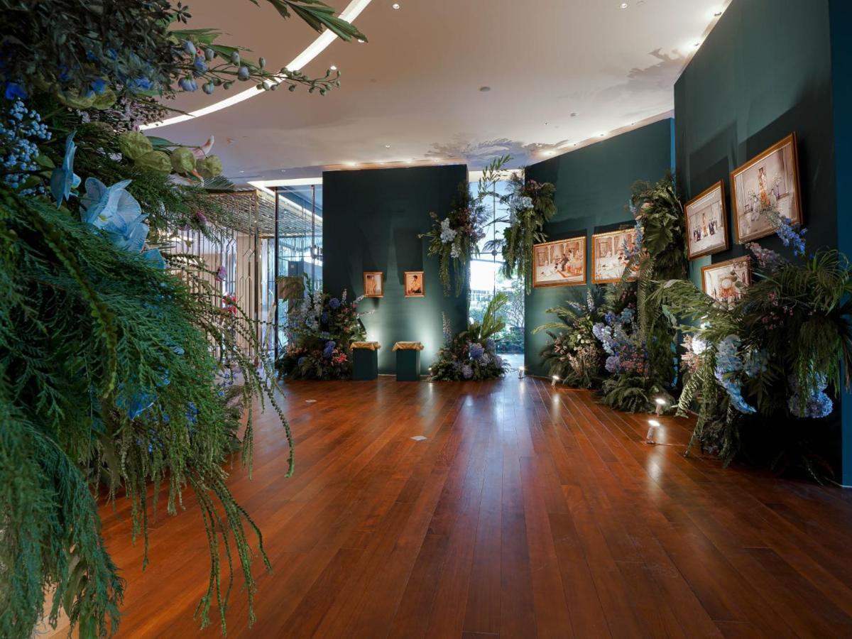 Chatrium Grand Bangkok Exteriér fotografie Interior of the museum